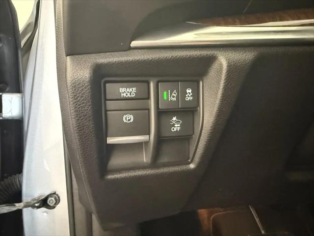 2017 Acura MDX w/Technology Package