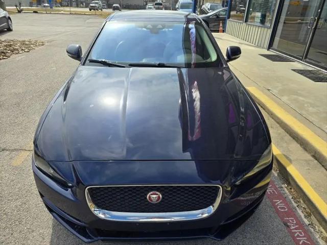 2017 Jaguar XE 25t