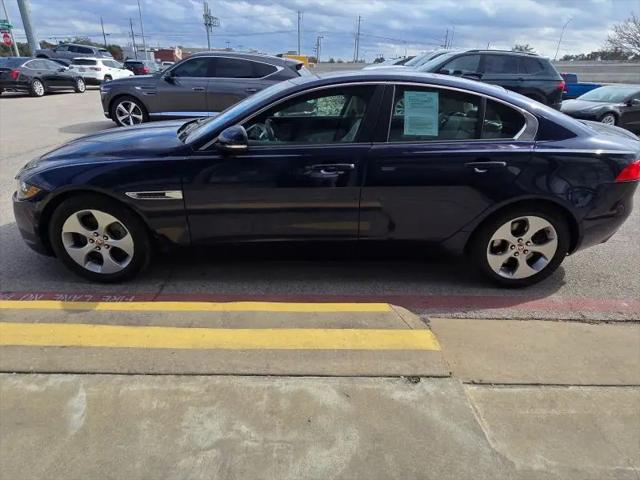 2017 Jaguar XE 25t