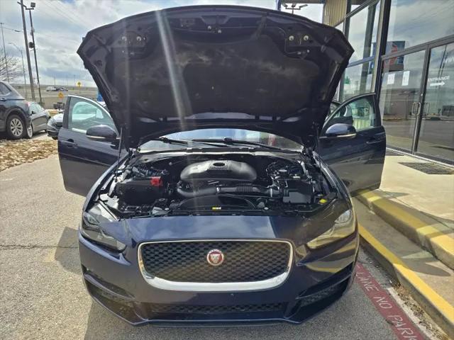 2017 Jaguar XE 25t