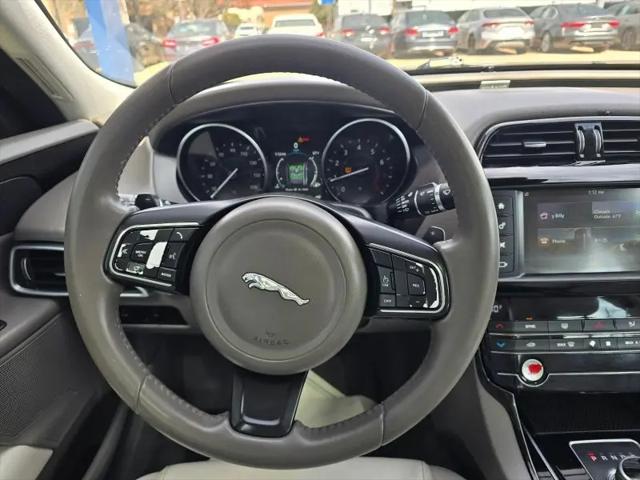 2017 Jaguar XE 25t