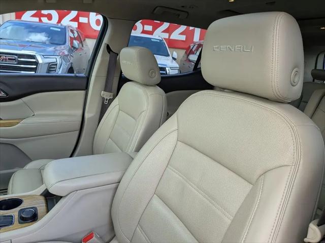 2017 GMC Acadia Denali