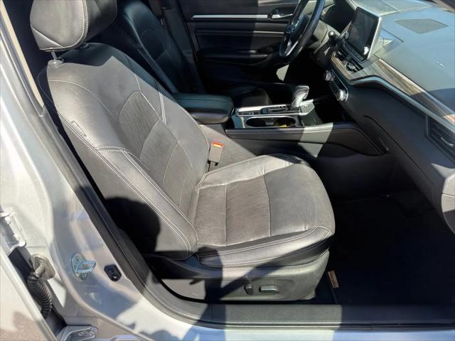 2020 Nissan Altima SL FWD