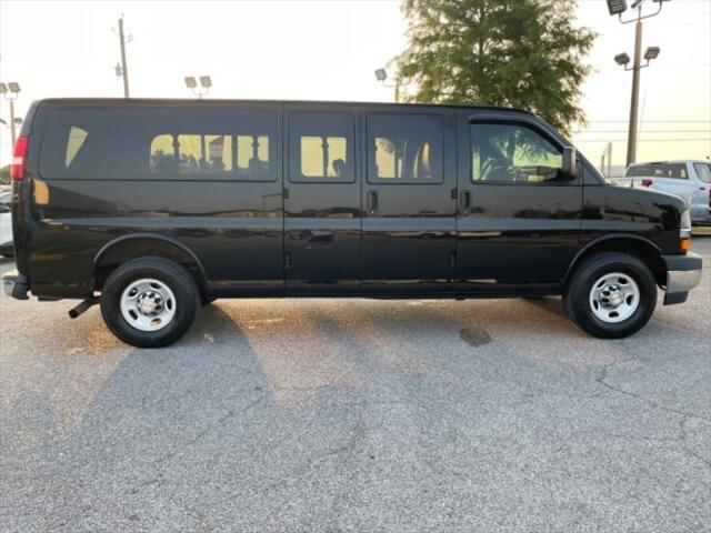 2020 Chevrolet Express Passenger RWD 3500 Extended Wheelbase LT
