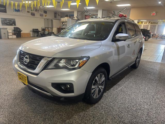 2020 Nissan Pathfinder SL 4WD