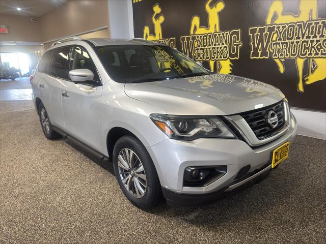 2020 Nissan Pathfinder SL 4WD