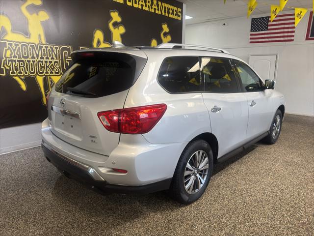 2020 Nissan Pathfinder SL 4WD