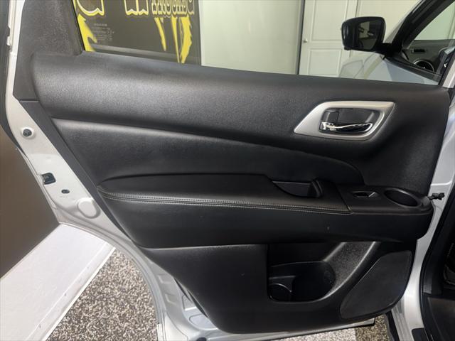 2020 Nissan Pathfinder SL 4WD