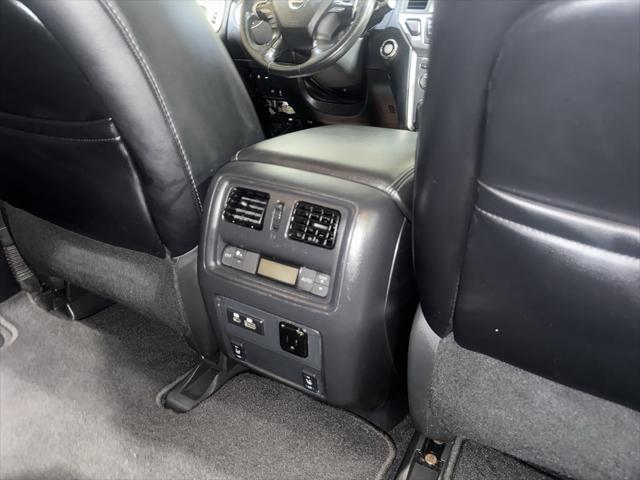 2020 Nissan Pathfinder SL 4WD