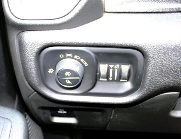 2019 Ram 1500 Tradesman Crew Cab 4x2 5'7" Box