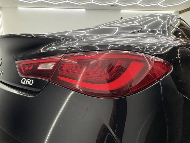 2018 INFINITI Q60 3.0t LUXE