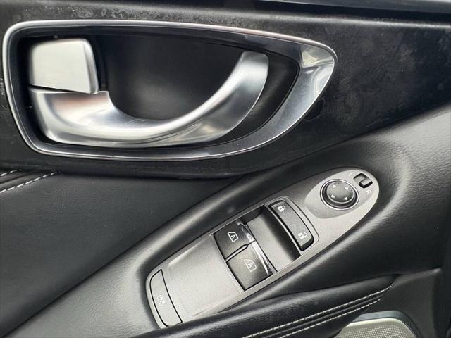 2018 INFINITI Q60 3.0t LUXE