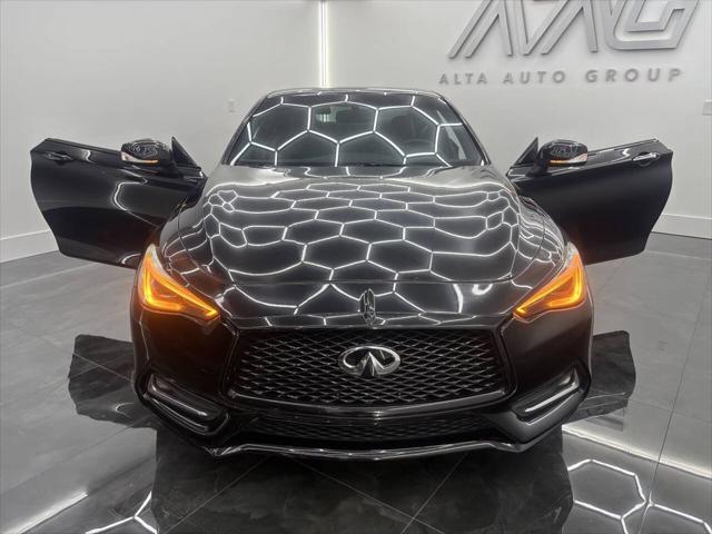2018 INFINITI Q60 3.0t LUXE