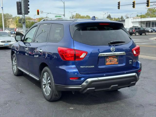 2019 Nissan Pathfinder SL