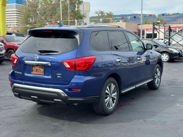 2019 Nissan Pathfinder SL