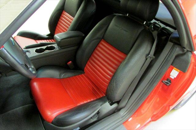2002 Ford Thunderbird Premium