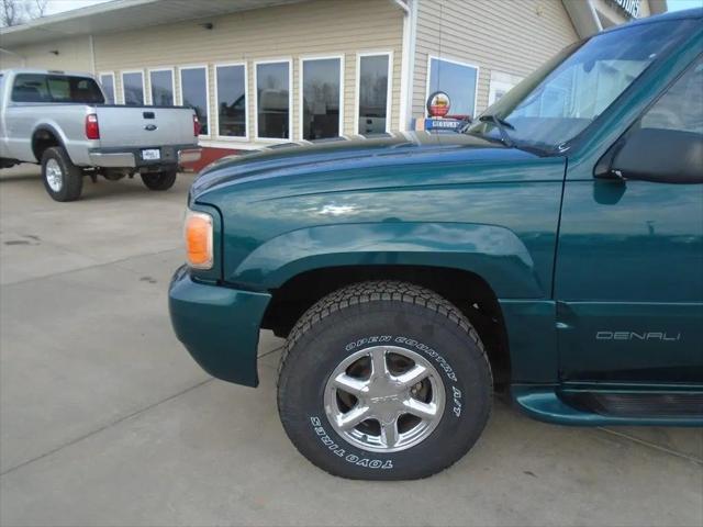 2000 GMC Yukon 4dr 4WD