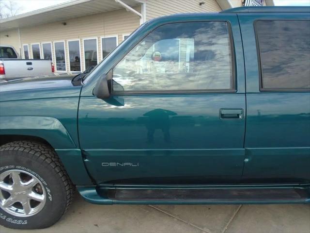 2000 GMC Yukon 4dr 4WD