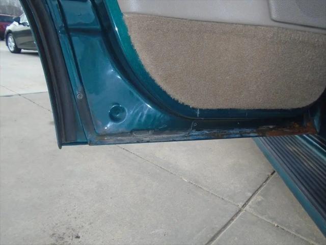2000 GMC Yukon 4dr 4WD
