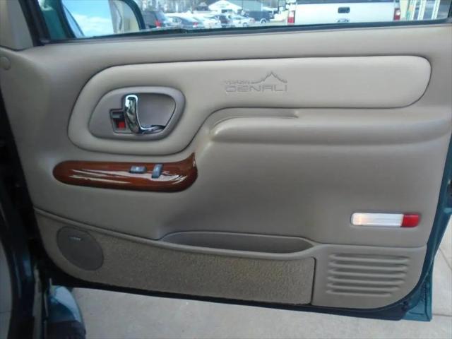 2000 GMC Yukon 4dr 4WD