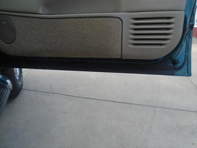 2000 GMC Yukon 4dr 4WD