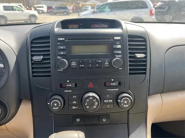 2008 Kia Sedona 4dr SWB for sale near New Philadelphia, OH