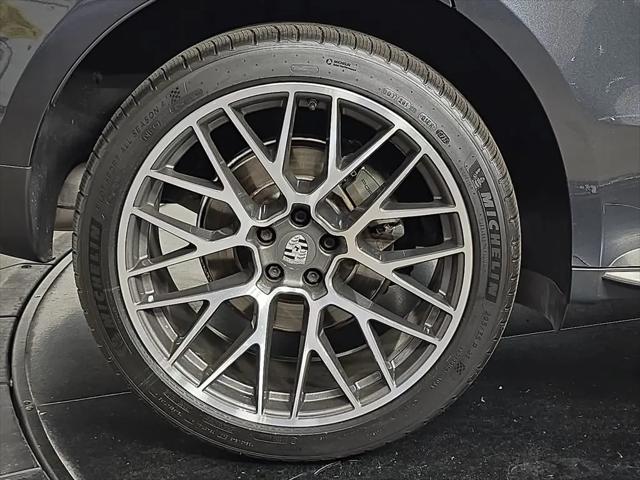 2021 Porsche Macan S