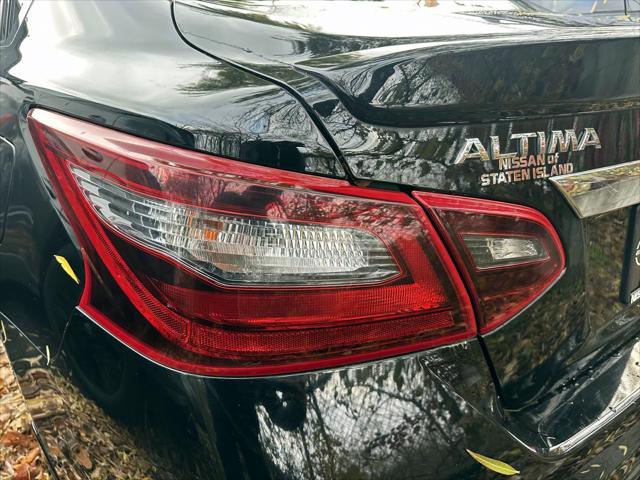 2018 Nissan Altima 2.5 SR [5]