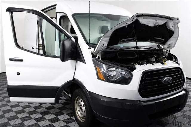 2015 Ford Transit T-250 130" Med Rf 9000 GVWR Sliding RH Dr