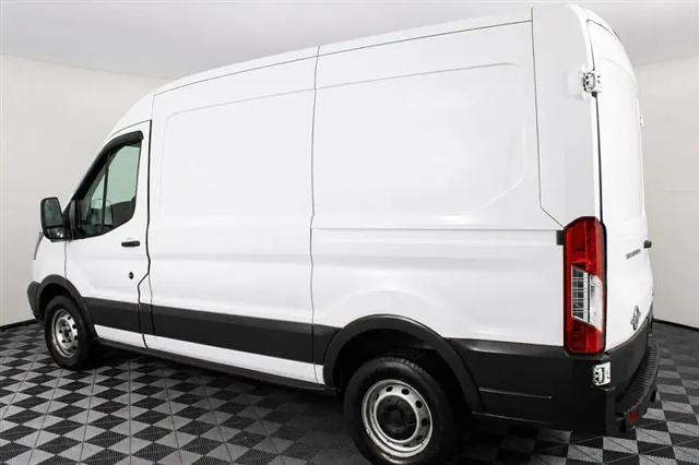 2015 Ford Transit T-250 130" Med Rf 9000 GVWR Sliding RH Dr