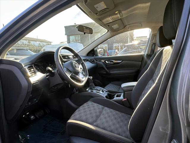 2018 Nissan Rogue Sport SV [12]