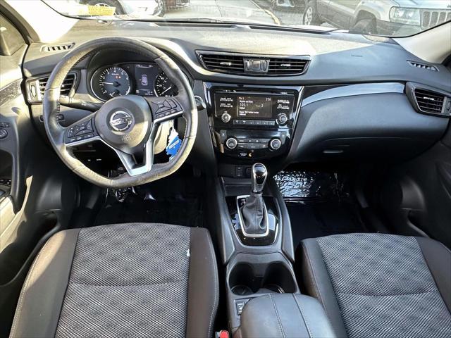 2018 Nissan Rogue Sport SV [14]