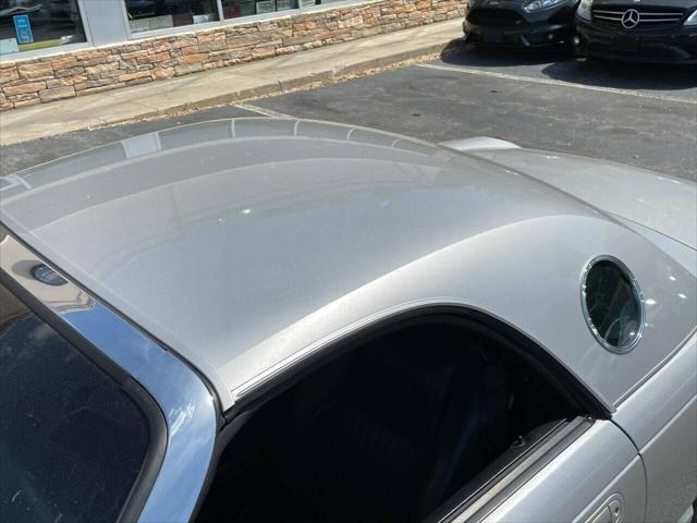 2005 Ford Thunderbird Deluxe