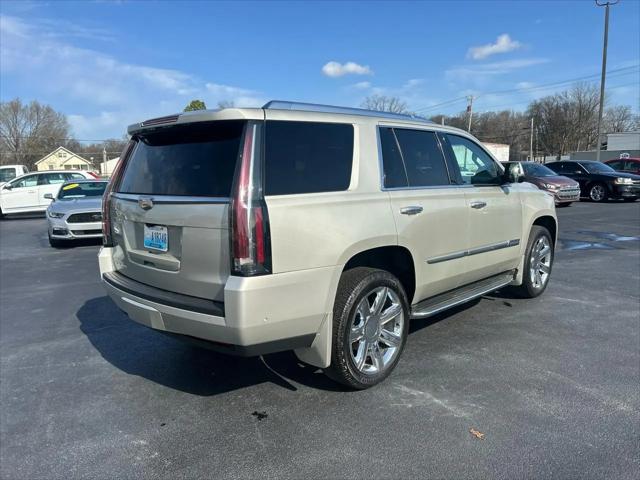2017 Cadillac Escalade Luxury