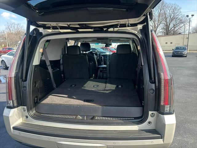 2017 Cadillac Escalade Luxury