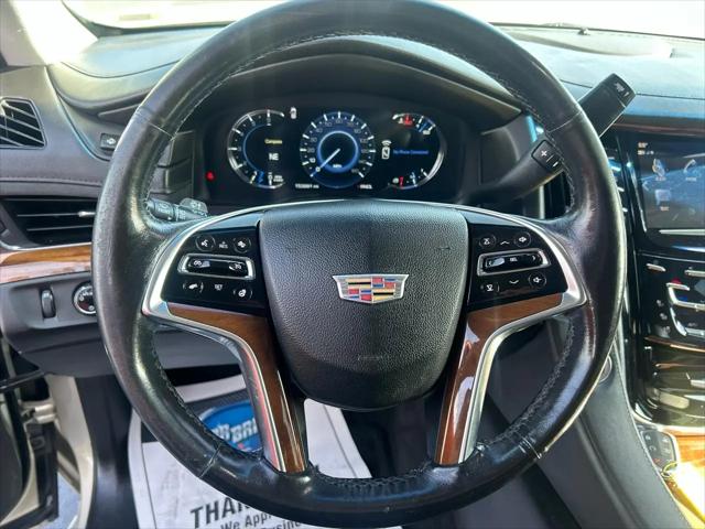 2017 Cadillac Escalade Luxury