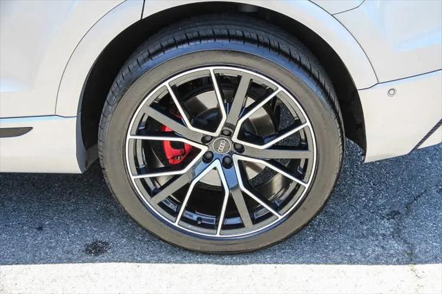 2021 Audi Q8 Premium Plus 55 TFSI quattro Tiptronic