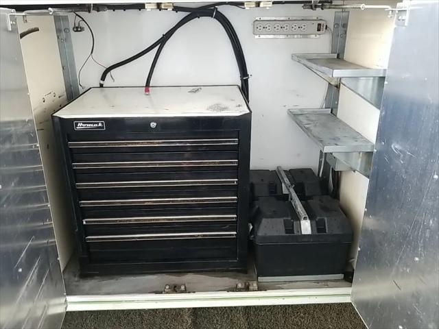 2015 Ford E-450 Cutaway Base