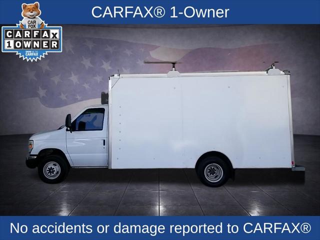 2015 Ford E-450 Cutaway Base
