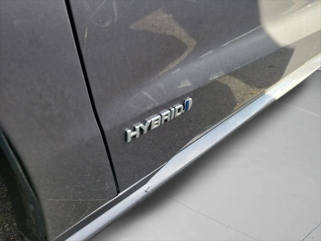 2021 Toyota Sienna LE