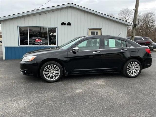 2013 Chrysler 200 Limited for sale in Terre Haute, IN