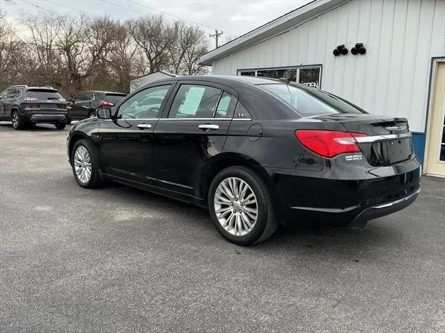 2013 Chrysler 200 Limited
