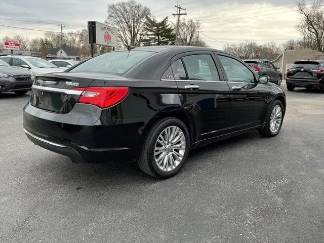 2013 Chrysler 200 Limited