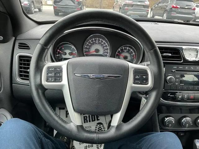 2013 Chrysler 200 Limited