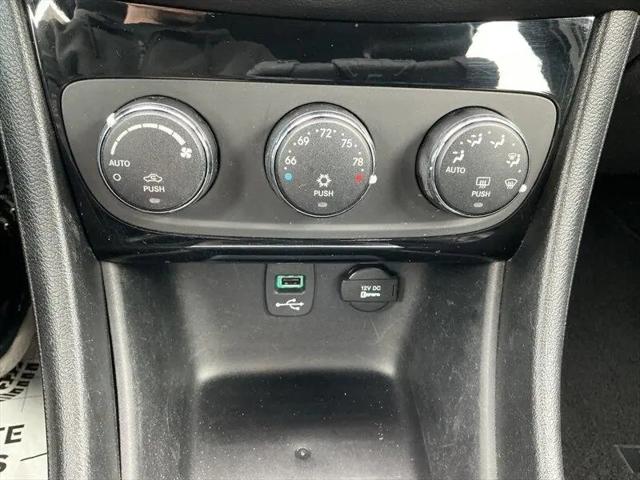 2013 Chrysler 200 Limited