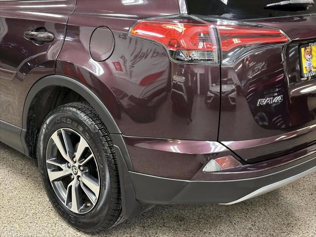 2018 Toyota RAV4 XLE [9]