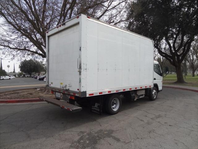 2015 Mitsubishi Fec92s 4X2 2dr Regular Cab 126.0 137.4 in. WB