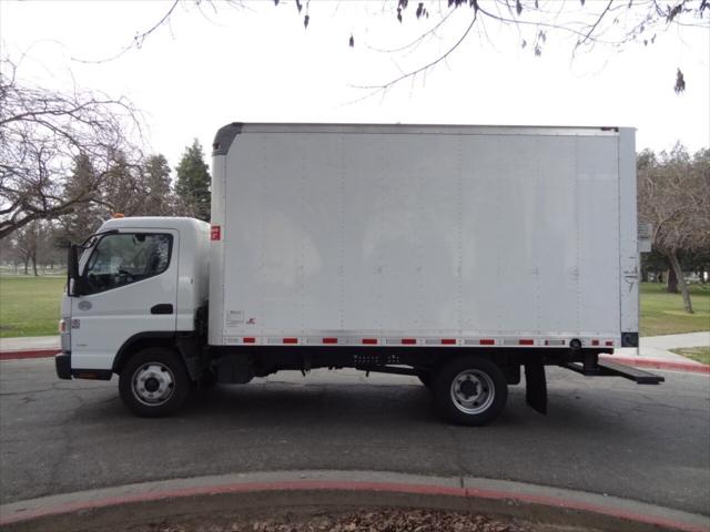 2015 Mitsubishi Fec92s 4X2 2dr Regular Cab 126.0 137.4 in. WB