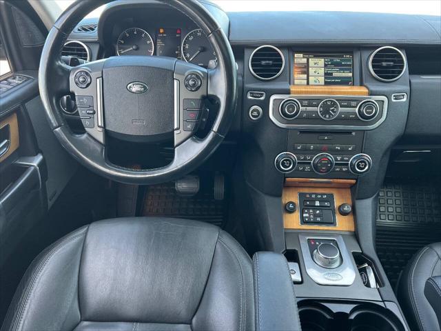 2014 Land Rover LR4 LUX