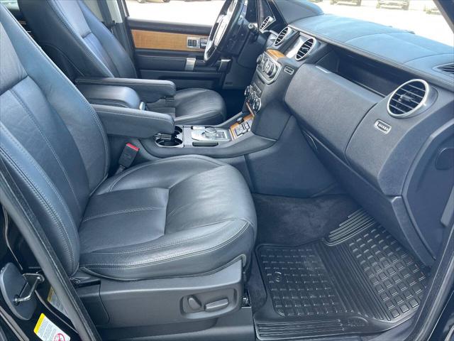 2014 Land Rover LR4 LUX